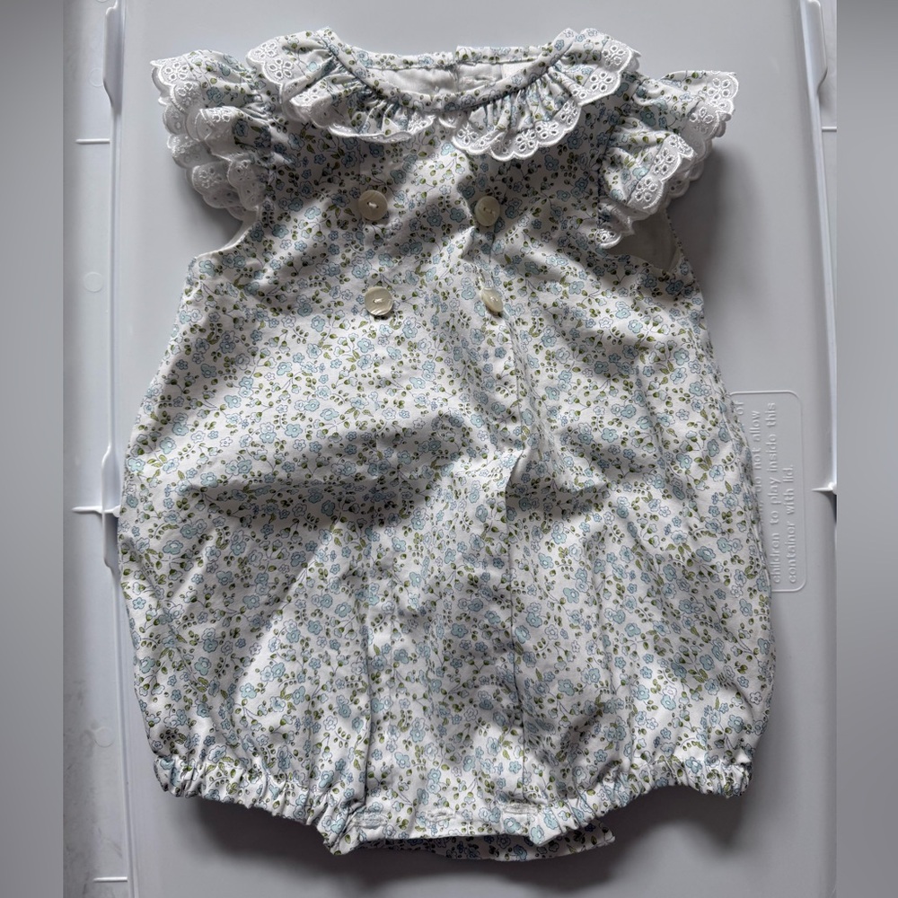Baby Girl Romantic Retro Bubble